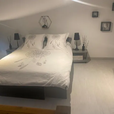 Pres De La Citadelle Apartment
