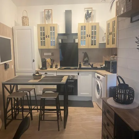 Pres De La Citadelle Apartamento